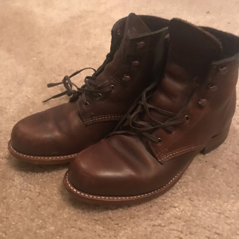 Women’s wolverine 1000 mile boots